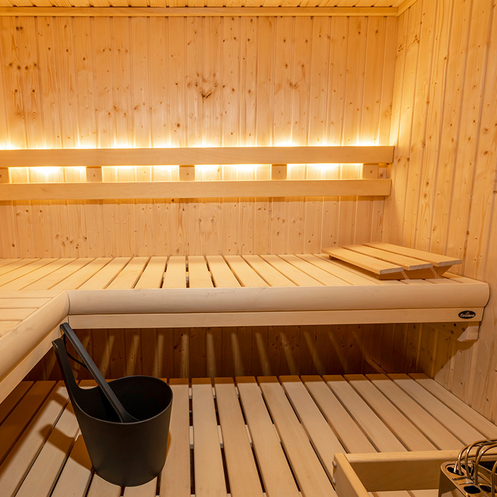 Inside image of the L-shaped bench of the NorthStar Indoor Series 57 Sauna
