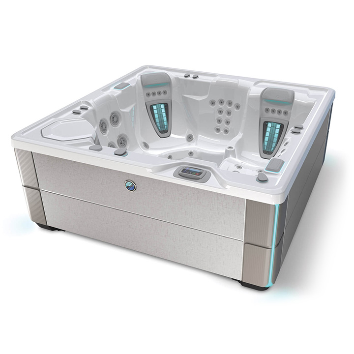 Highlife Aria hot tub