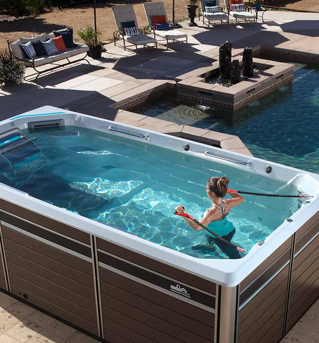 http://25%20TUBS%201423%20Swim%20Spas%20Image%20Mobile%20640x700