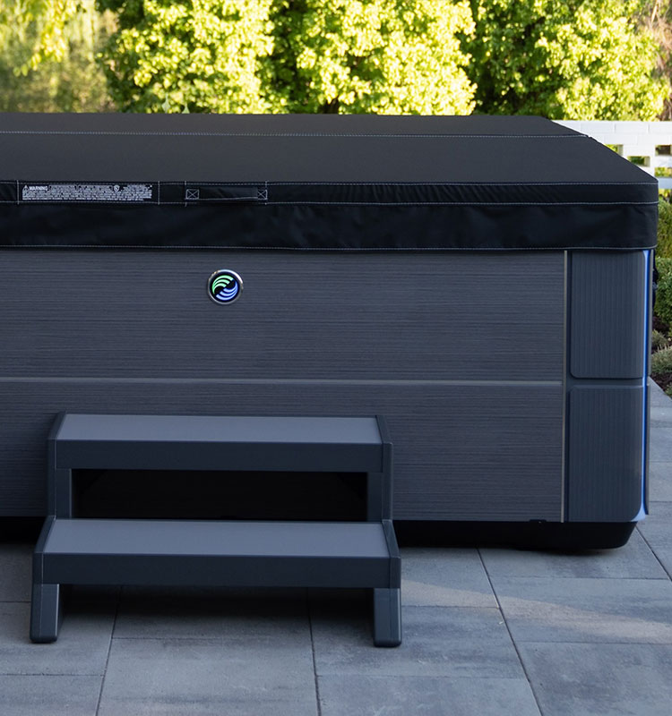 hot spring highlife aria alpinewhite charcoal withcover cspot 750x800 1
