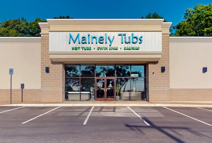 mainely tubs cranston outsideshoot 711x480 straightened